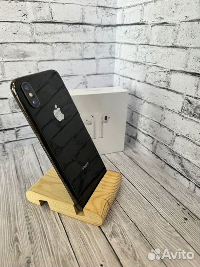 iPhone X, 64 ГБ