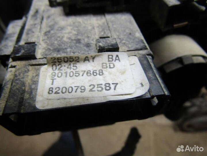 Переключатель подрулевой (стрекоза) Renault Duster