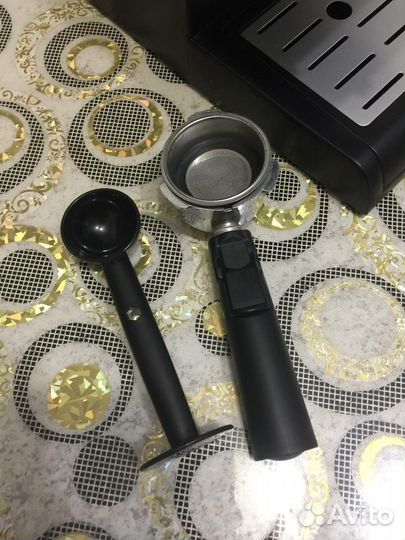 Кофемашина рожковая Vitek