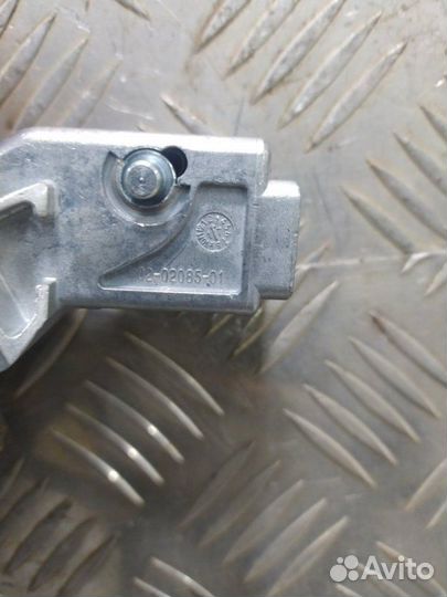 Замок зажигания Renault Clio 2008-2016