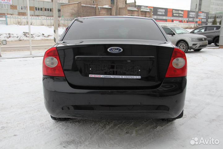 Ford Focus 1.6 AT, 2010, 245 200 км