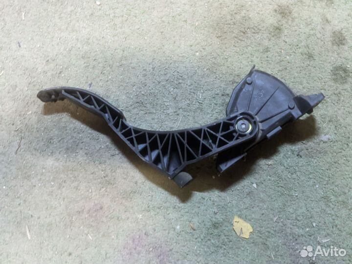 Педаль газа Volkswagen Golf 4/Bora 1997-2005