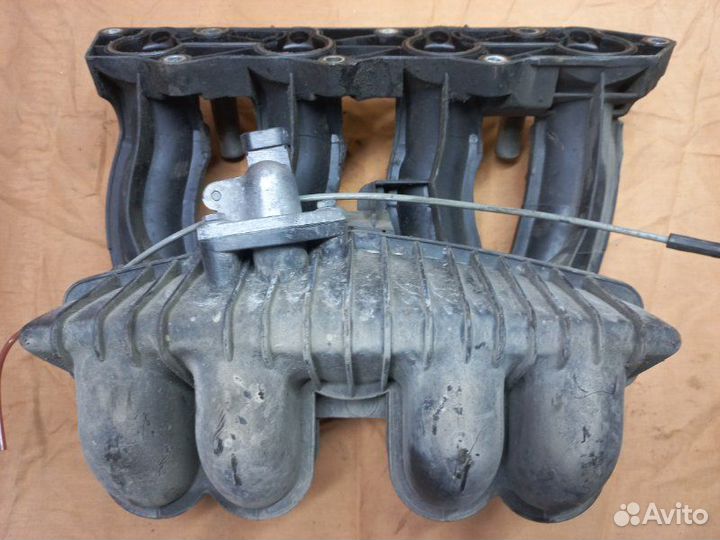 Коллектор впускной Ssangyong Kyron внедорожник 2.0