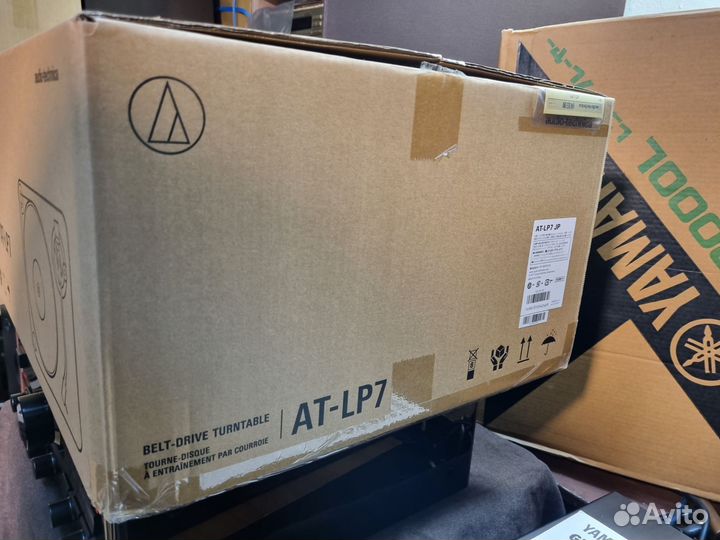 Виниловый проигрыватель Audio Technica AT-LP7