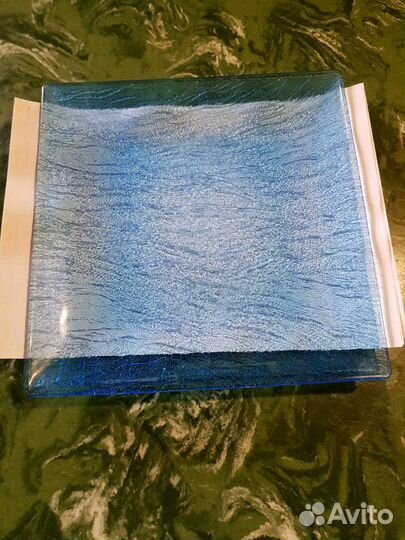 Тарелки разные