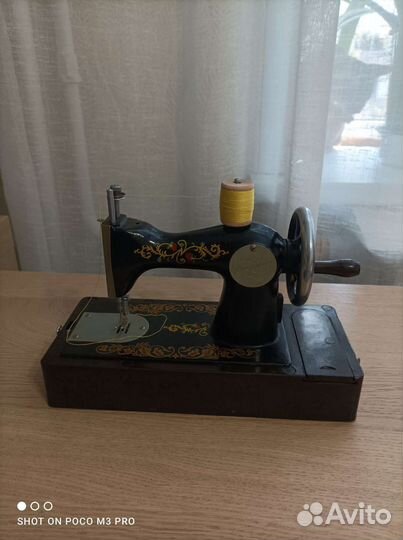 Детская швейная машина 1959 год