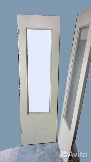 Двери со стеклами
