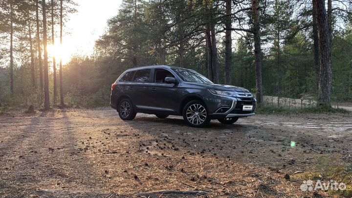 Mitsubishi Outlander 2.0 CVT, 2015, 194 000 км