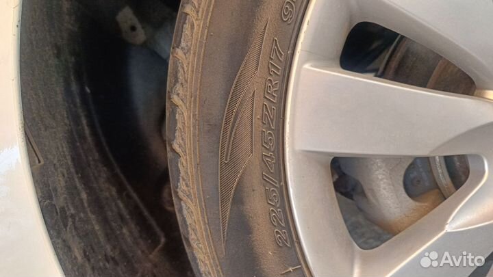 Roadstone N6000 2.25/45 R17