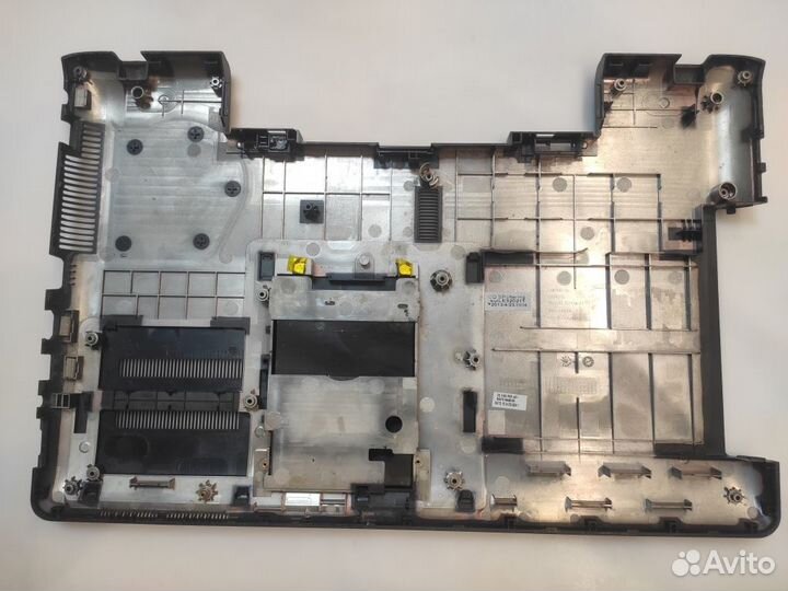 Нижняя часть корпуса, поддон для Samsung NP270E5V