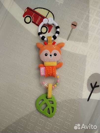 Игрушки погремушки, грызунки прорезыватели
