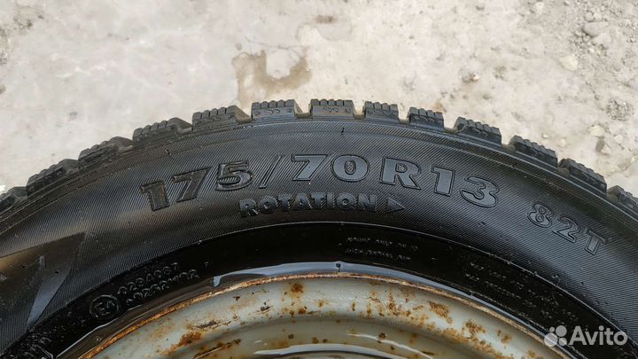 R13 Nokian Tyres Nordman 7 175/70, PCD 4x98 DIA 58.6
