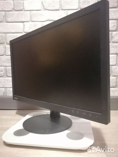 Монитор 22 full HD Lenovo T2224d