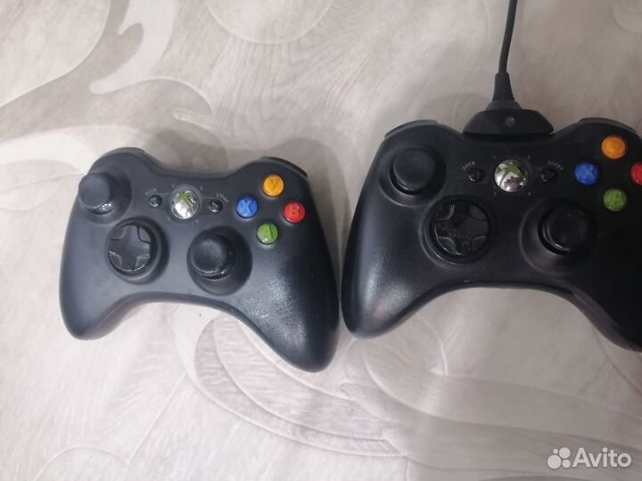 Xbox 360 с играми, кинектом и 2 гейпада