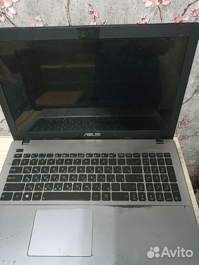 Ноутбук asus