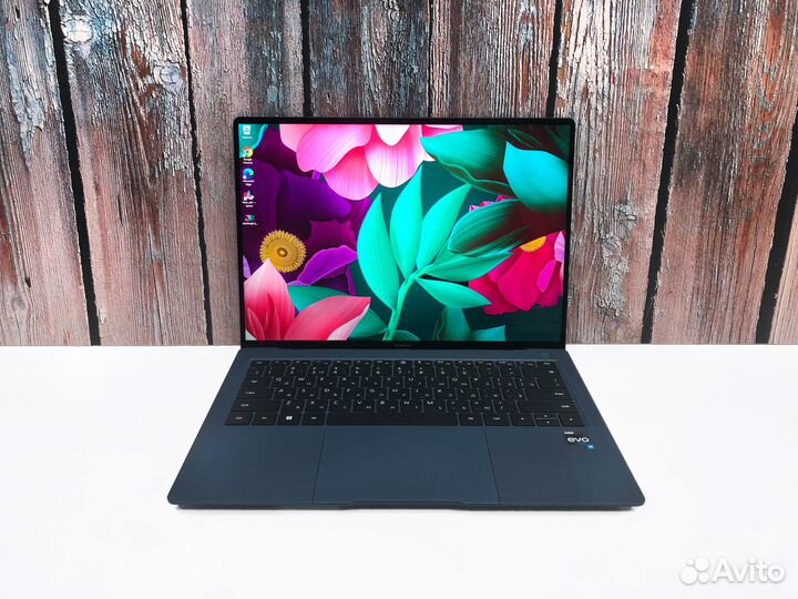 Ультрабук Huawei / 1Tb SSD / 16 Gb озу