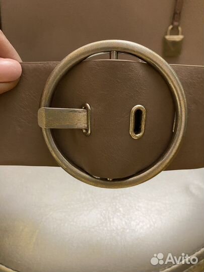 Ремень женский б/у фирмы Mango светло-коричневый