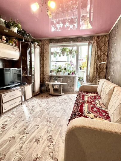 2-к. квартира, 52 м², 3/5 эт.