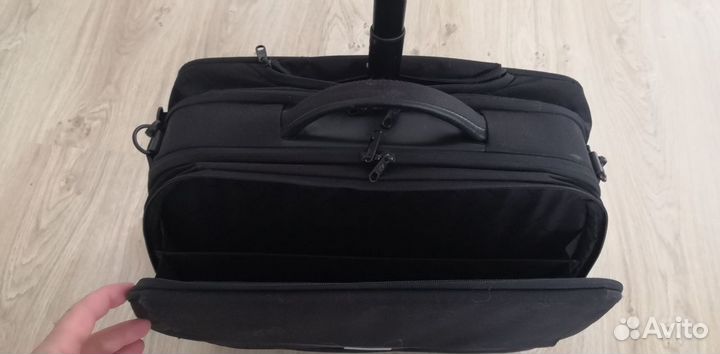 Сумка чемодан на колесах