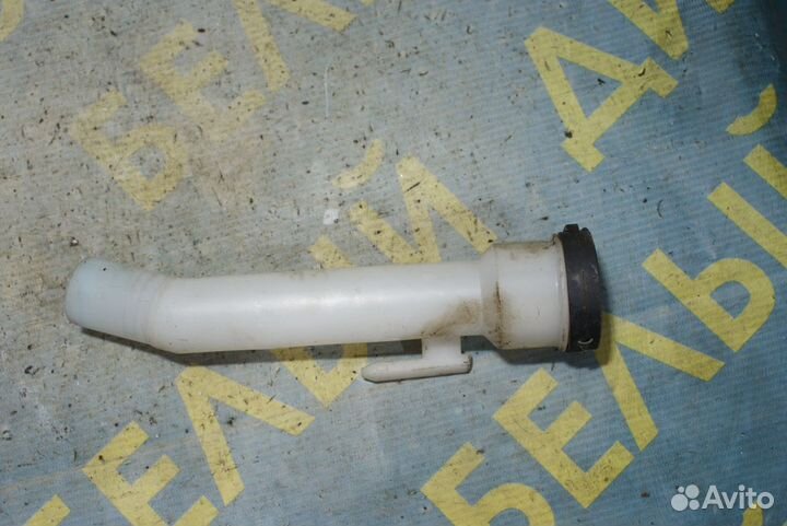 Заливная горловина бачка омывателя Chevrolet Cruze