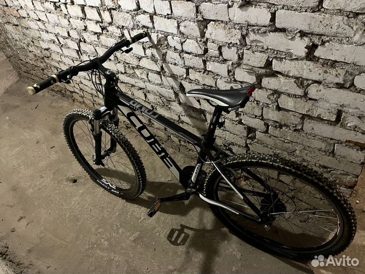 Велосипед cube