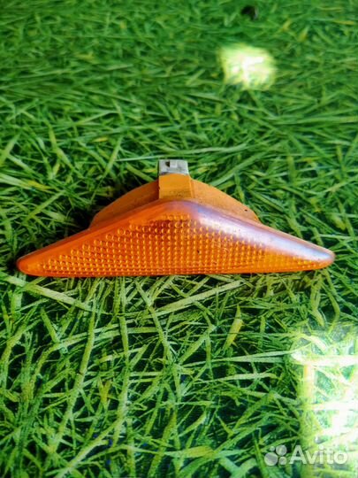 Повторитель поворота левый для Форд Фокус 1 2003г