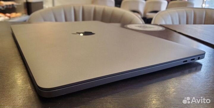 Apple MacBook Pro 13 2017 Touchbar 512 gb