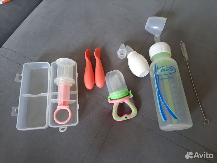 Детские принадлежности для кормления бу