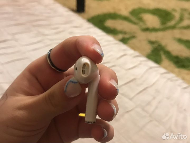 Без проводные наушники