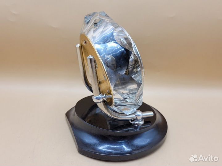 Часы настольные Маяк корпус Хрусталь СССР