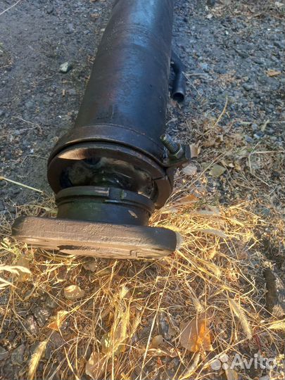 Гидроцилиндр на камаз 10тн 3 штока