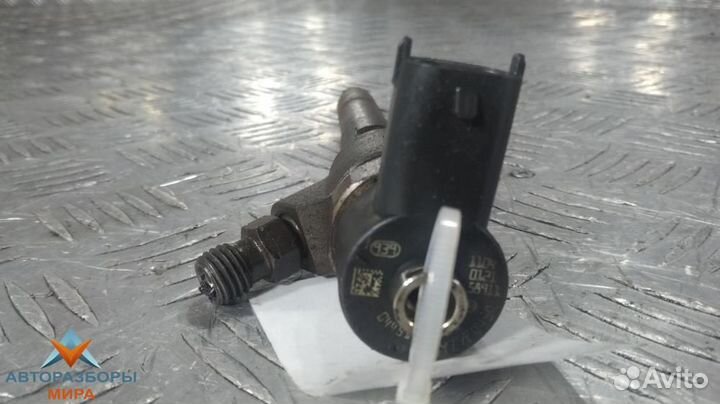 Форсунка Fiat Punto 2 рест. 2005 0445110083