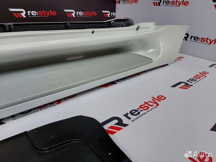 Подножки Prado 150 Cтиль Modellista Белые