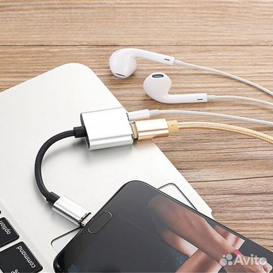 USB-C адаптер на Jack 3.5 и USB (зарядка) новый
