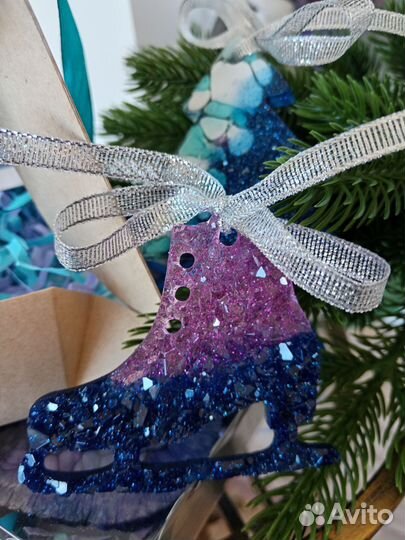 Новогодние игрушки из эпоксидной смолы