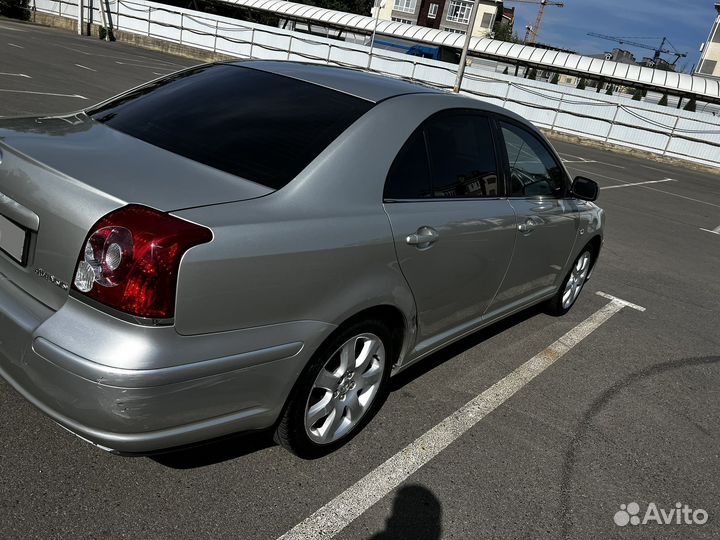 Toyota Avensis 2.0 AT, 2005, 233 000 км