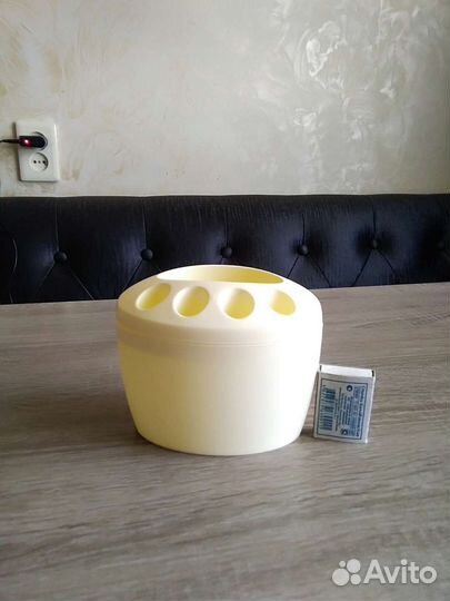 Стакан для зубных щеток