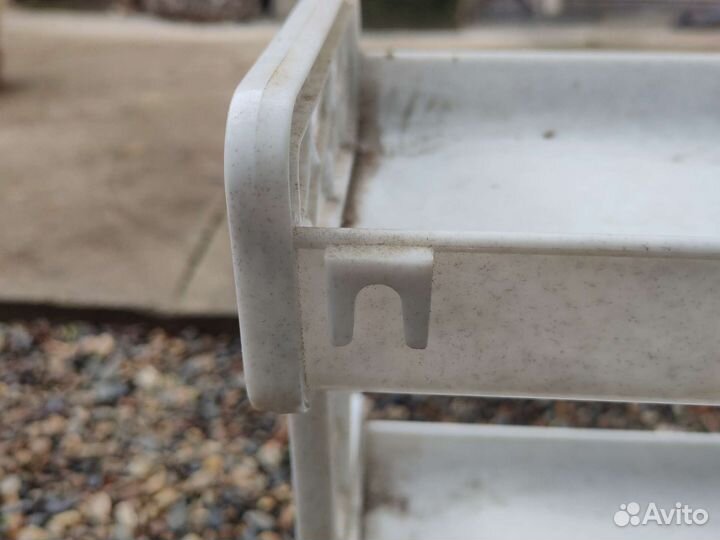 Полка для ванной угловая настенная