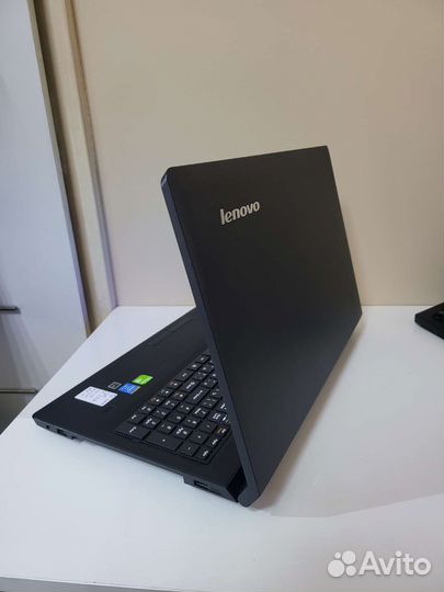 Ноутбук Lenovo 15.6 i3-4000M GT 720M