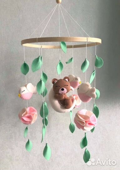 Мобиль из фетра