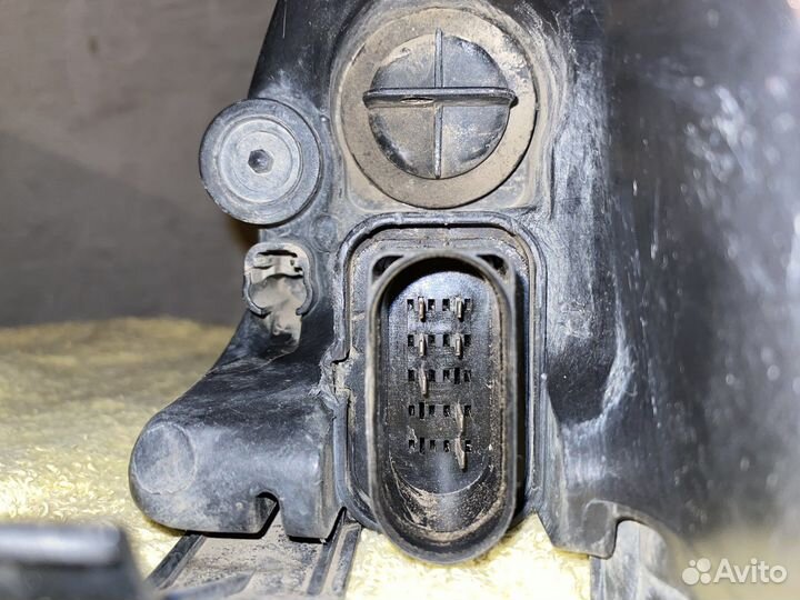 Фара правая Ford Focus 2 рестайлинг