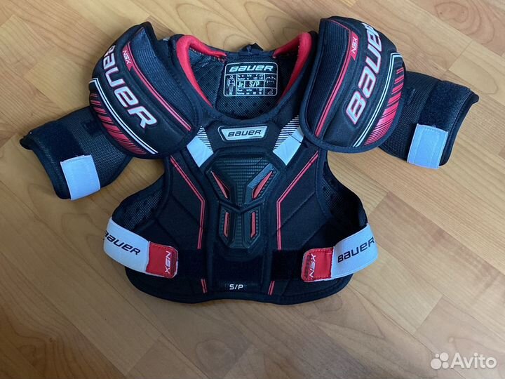 Нагрудники, шорты, краги. Цена в описании