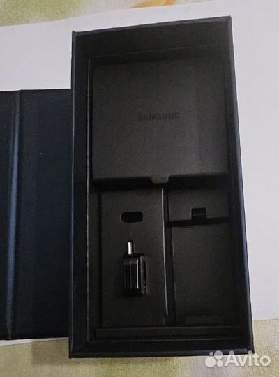Samsung Galaxy S9, 4/64 ГБ