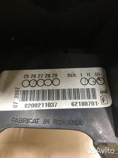 Фонарь задний стоп сигнал Renault Logan