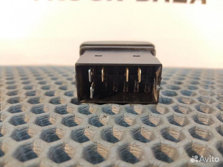 Кнопка переключения режимов подвески Iveco Stralis