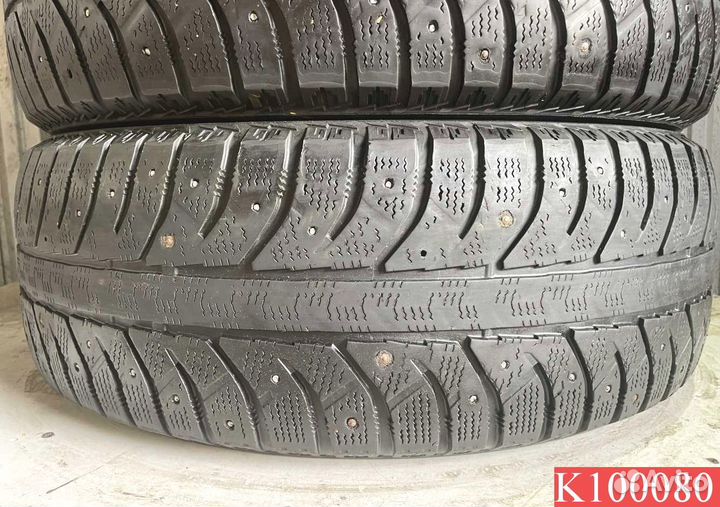 Bridgestone Ice Cruiser 7000 235/65 R17 105N