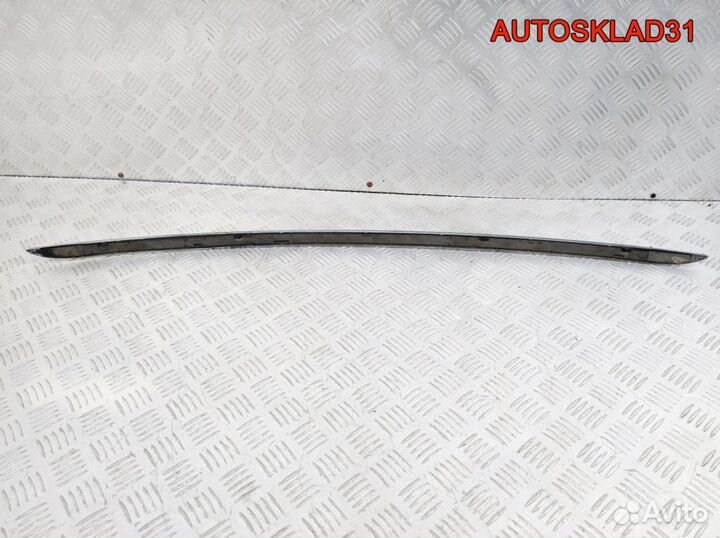 Молдинг крышки багажника VW Passat B6 Универсал