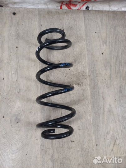 Пружина задняя Suzuki Sx4 M16A 2008Г