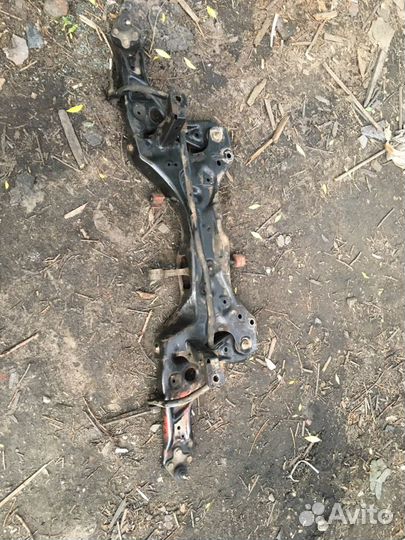 Volkswagen поло 5 подрамник