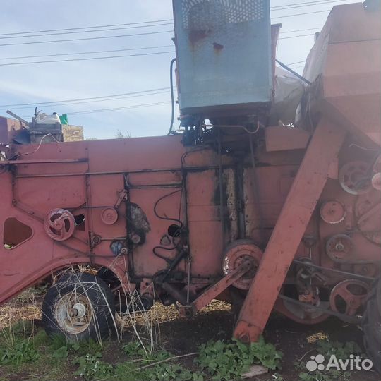 Комбайн Ростсельмаш Нива, 1990
